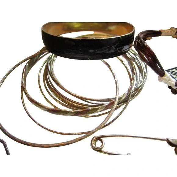 33P Vintage Mod Gold & Silver Tone Jewelry Lot*Bangles*Hair*Charm Bracelets*A205 - Picture 4 of 11